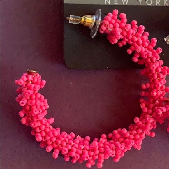 Pink beaded earrings - Picture 3 of 3